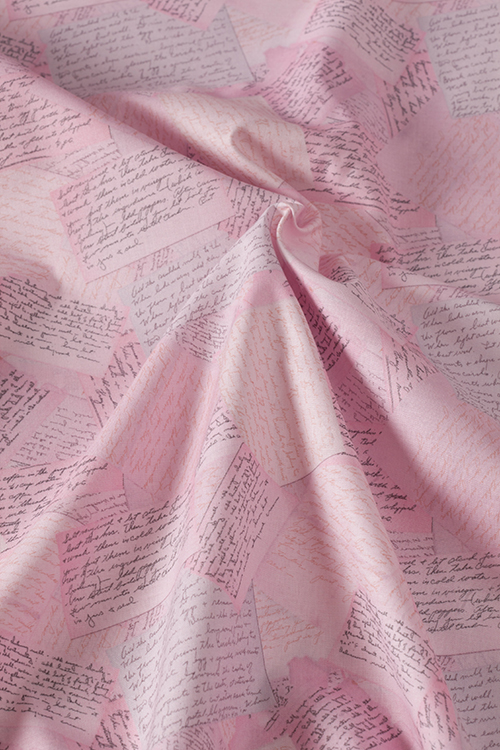 Ткань "Письма" на розовом 