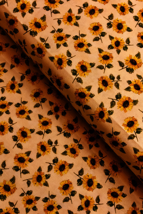 Ткань "County Fair" подсолнухи на светлом 