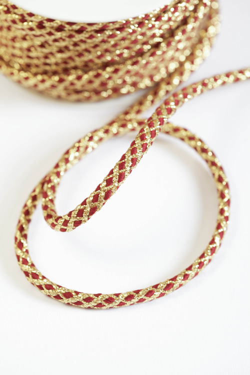 Шнур плетеный, золото с бордо, 7 мм 