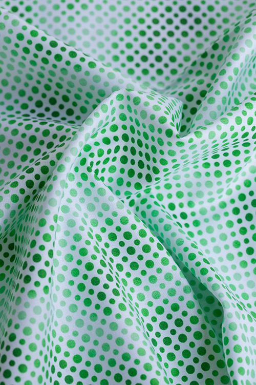 Ткань "Ombre Dots" зеленый горошек 